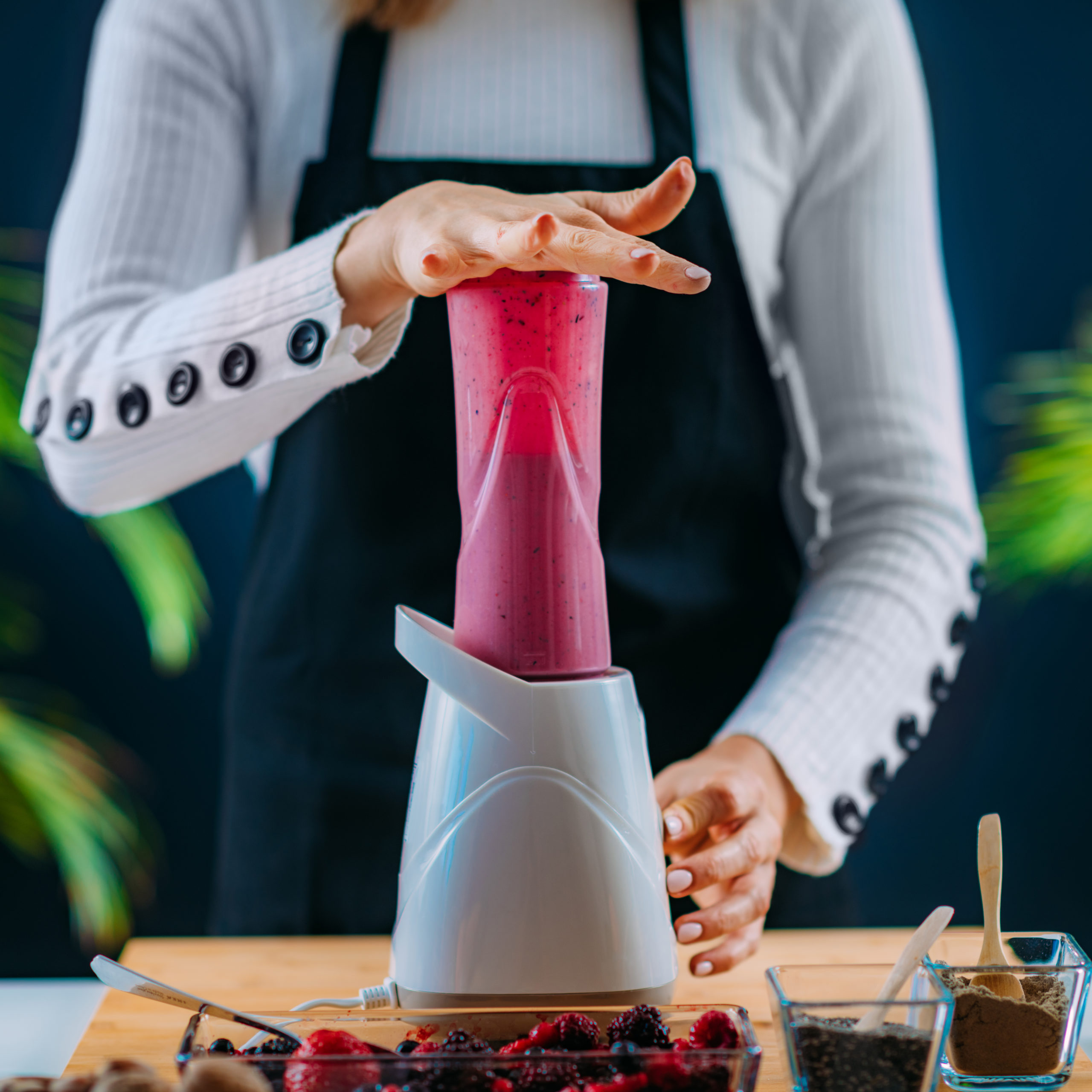 Making Healthy Shake with Berries